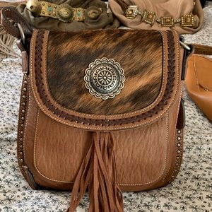 BlazinRoxx leather crossbody purse.Excellent condition!